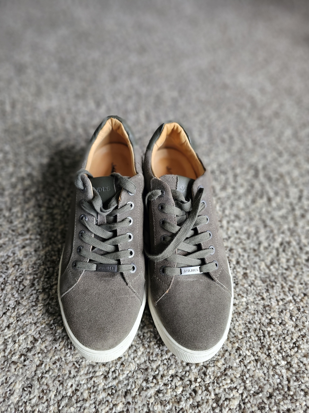 J/SLIDES Wmen’s Taupe Suede Low-Top Sneakers